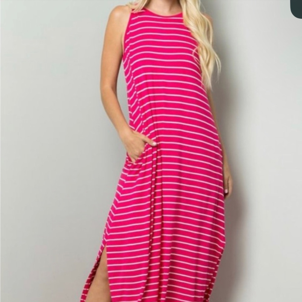 Sweet Lovely by Jen Fuchsia Dress